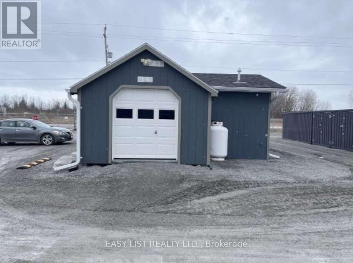 2541 Harrigan Drive, Ramara, Ontario  L0K 1B0 - Photo 2 - S12677310