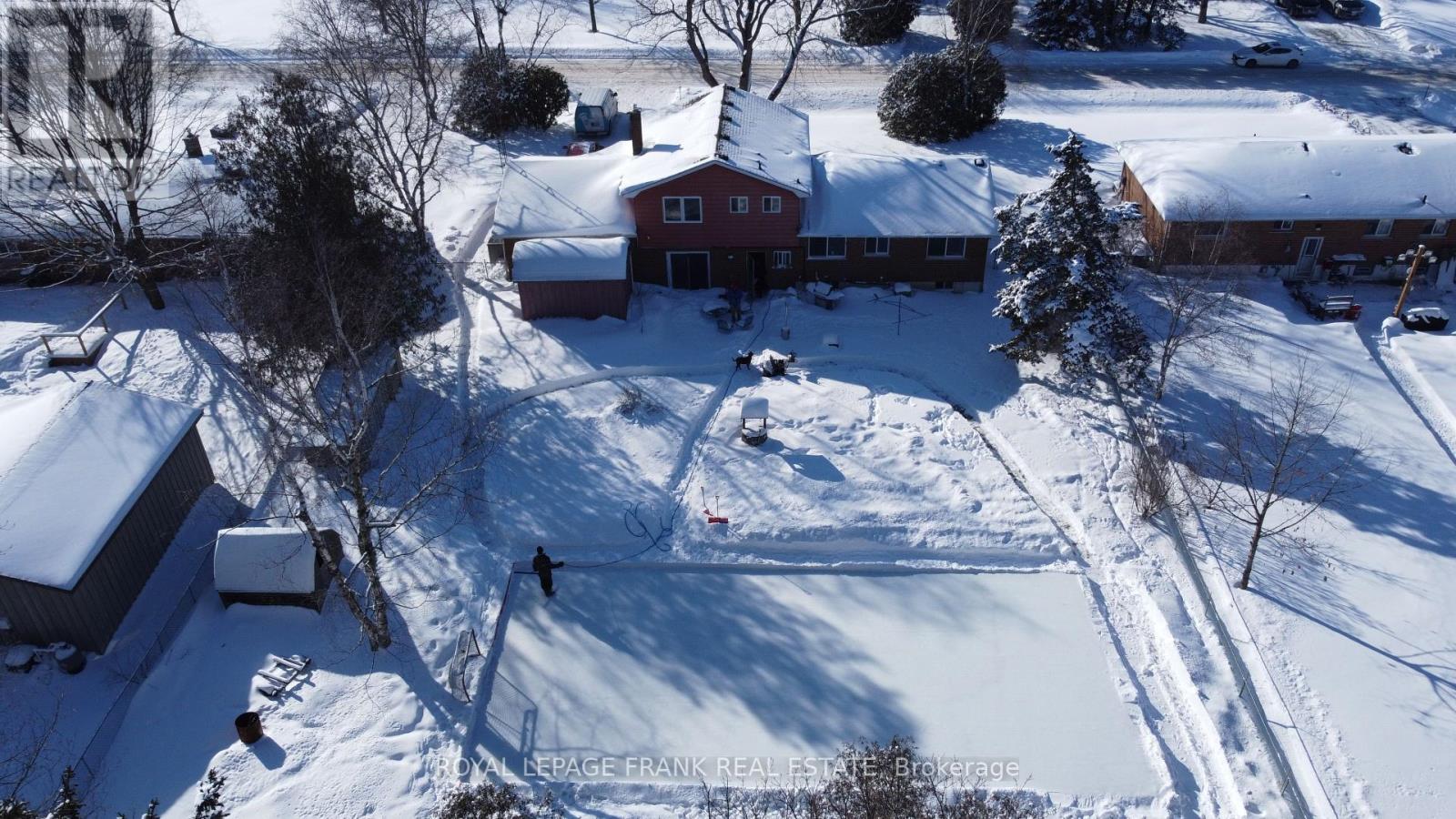 41 Felcher Boulevard, Whitchurch-Stouffville, Ontario  L4A 3H4 - Photo 28 - N12670844