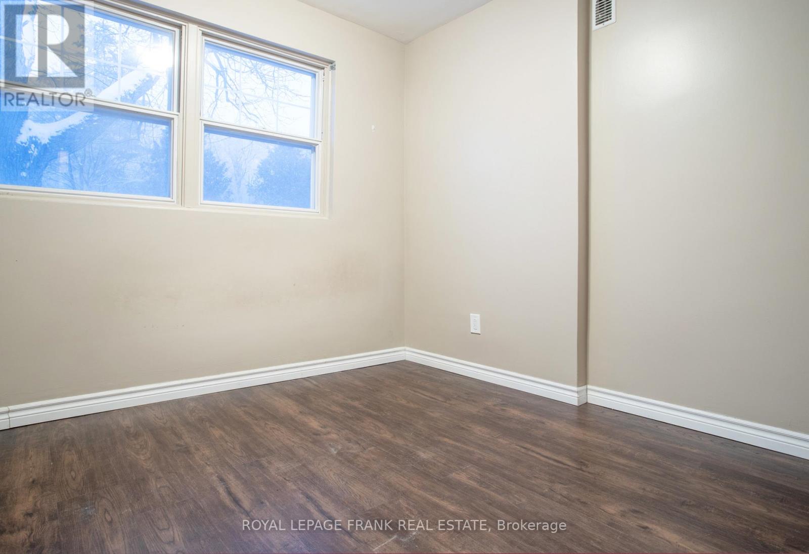 41 Felcher Boulevard, Whitchurch-Stouffville, Ontario  L4A 3H4 - Photo 17 - N12670844