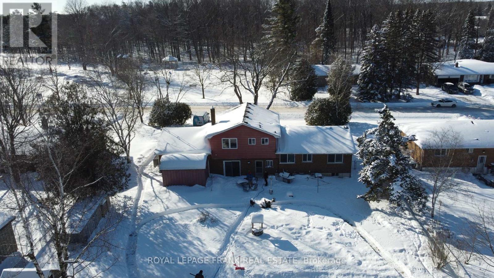 41 Felcher Boulevard, Whitchurch-Stouffville, Ontario  L4A 3H4 - Photo 27 - N12670844