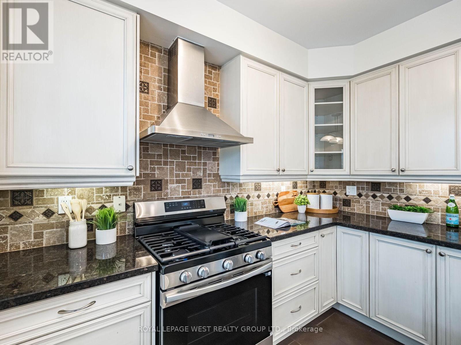 52 Long Island Crescent, Toronto, Ontario  M1C 5E4 - Photo 8 - E12664936