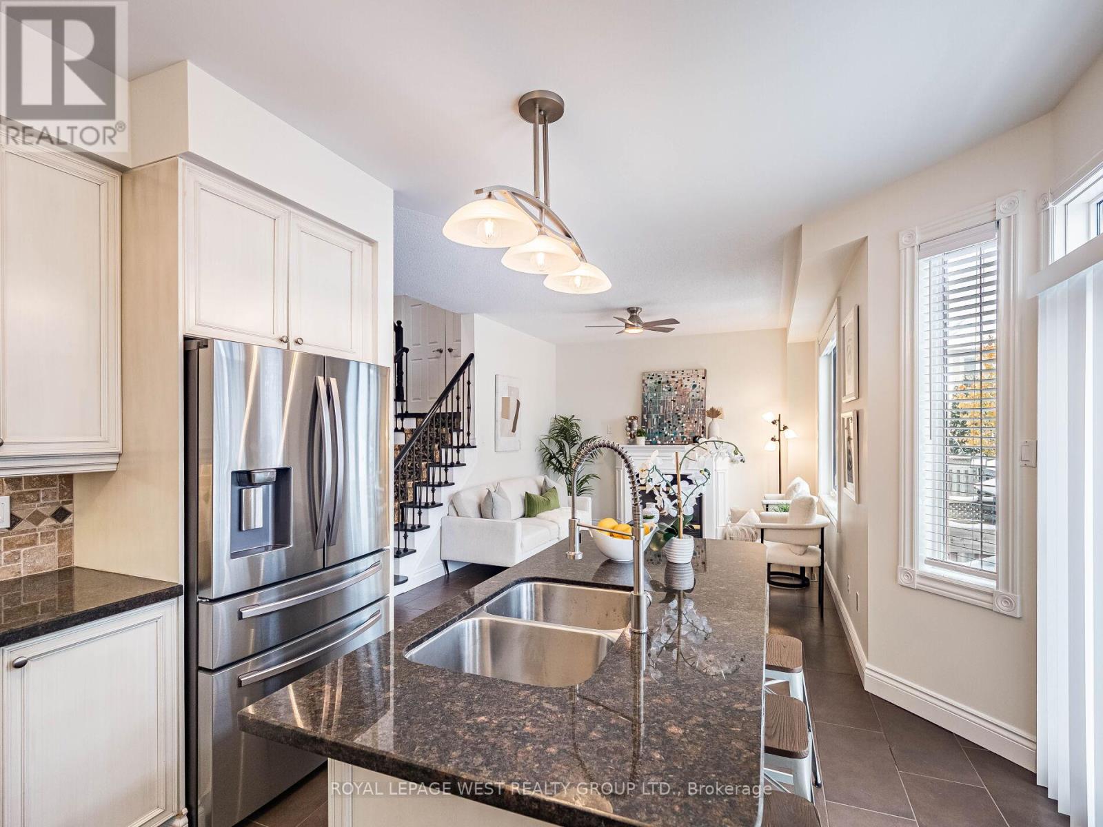 52 Long Island Crescent, Toronto, Ontario  M1C 5E4 - Photo 9 - E12664936