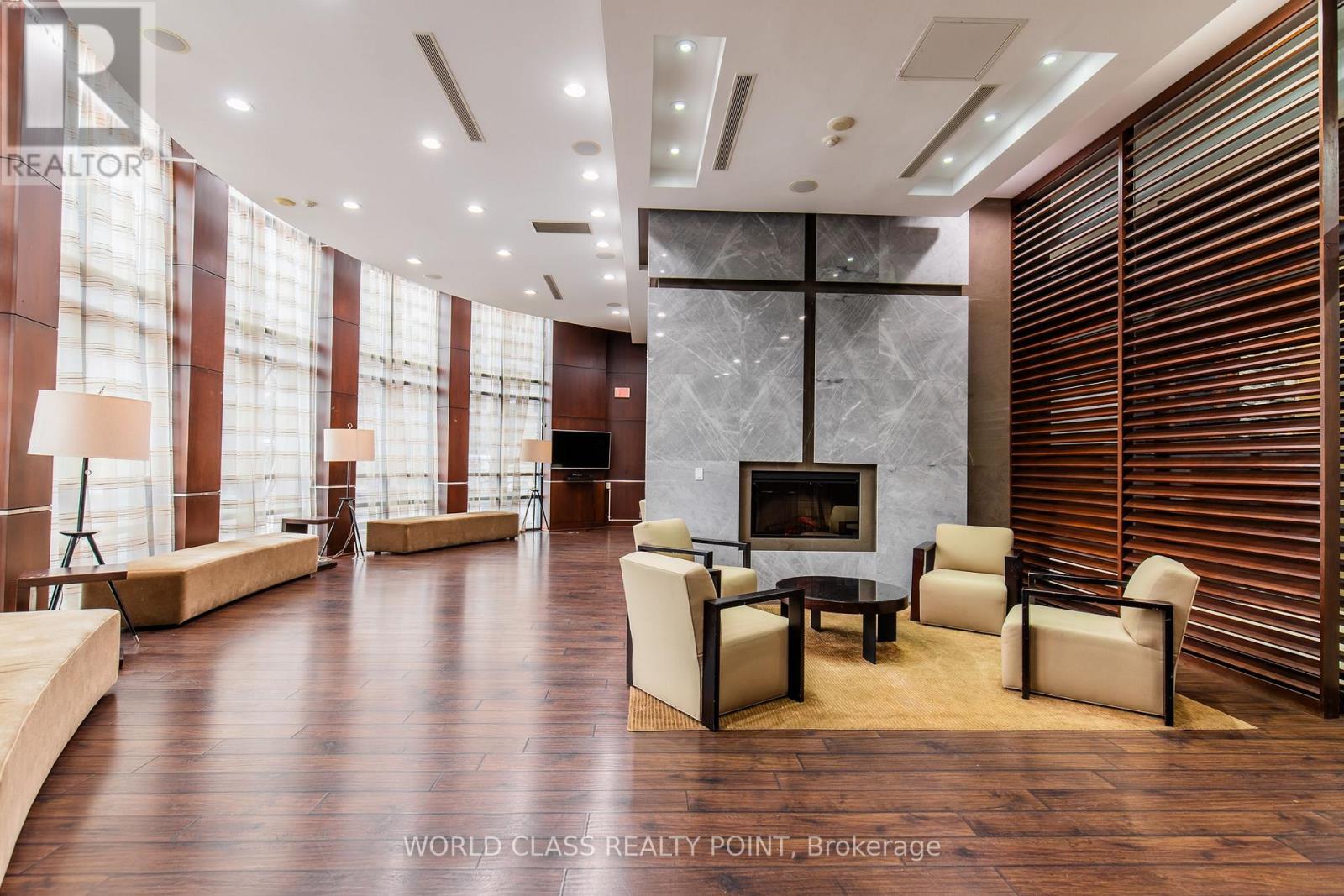 1402 - 330 Burnhamthorpe Road W, Mississauga, Ontario  L5B 0E1 - Photo 24 - W12677206