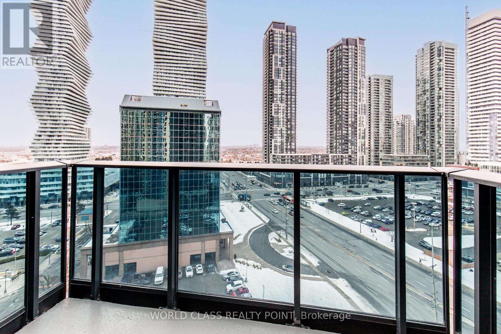 1402 - 330 Burnhamthorpe Road W, Mississauga, Ontario  L5B 0E1 - Photo 3 - W12677206