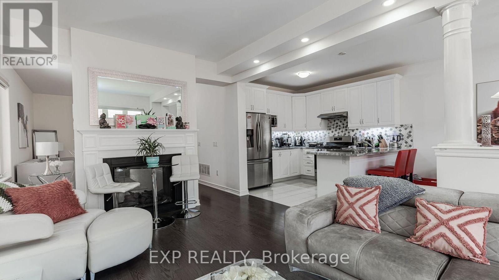 12 Dale Meadows Road N, Brampton, Ontario  L7A 0B7 - Photo 12 - W12677226