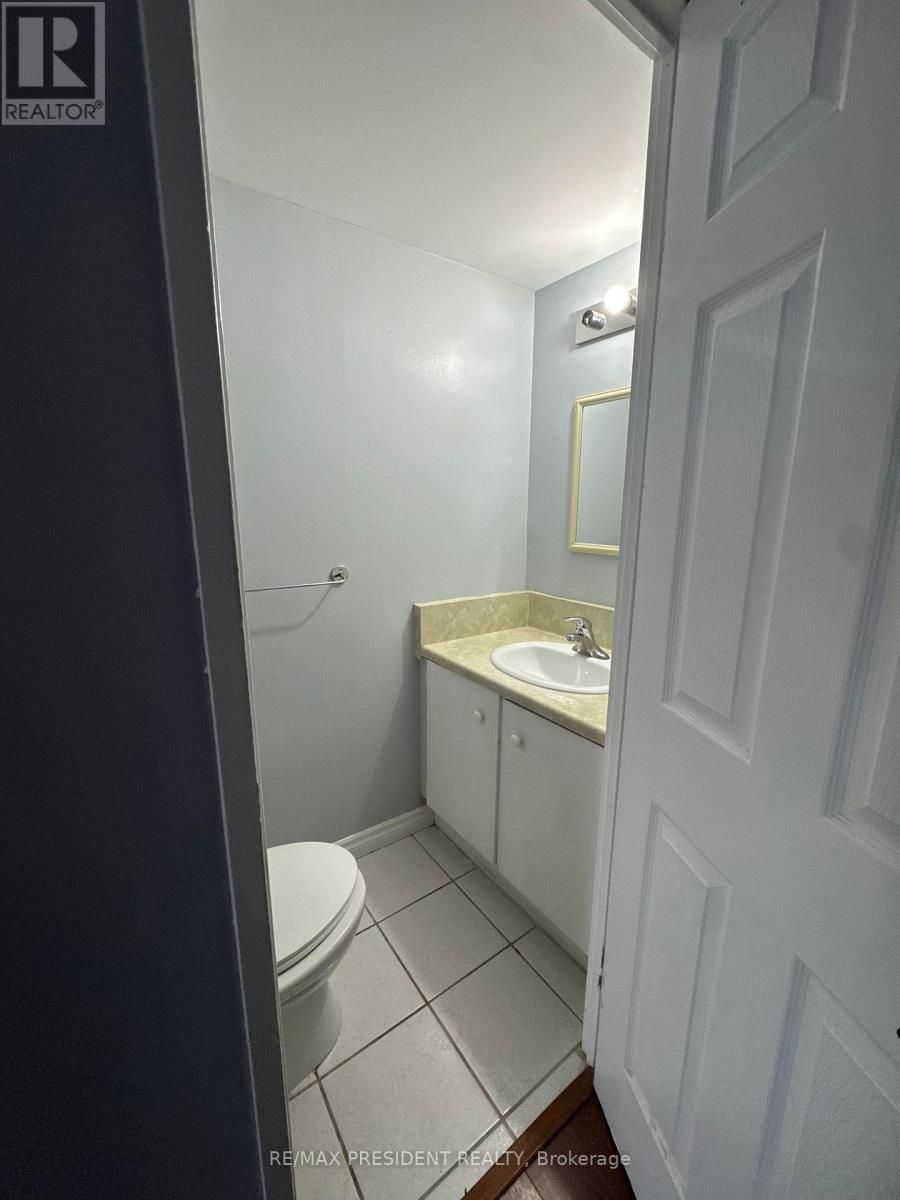 101 - 21 Knightsbridge Road, Brampton, Ontario  L6T 3Y1 - Photo 8 - W12677246