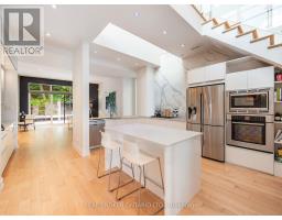 88 SOUTH KINGSWAY WAY, Toronto, Ontario