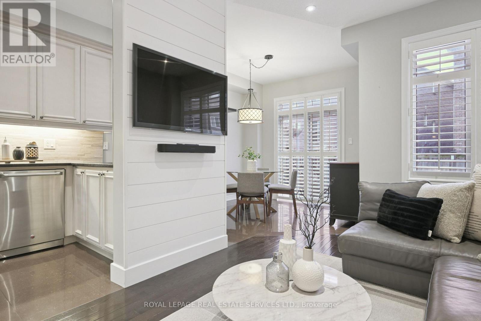 2057 Fiddlers Way, Oakville, Ontario  L6M 0M4 - Photo 12 - W12677374