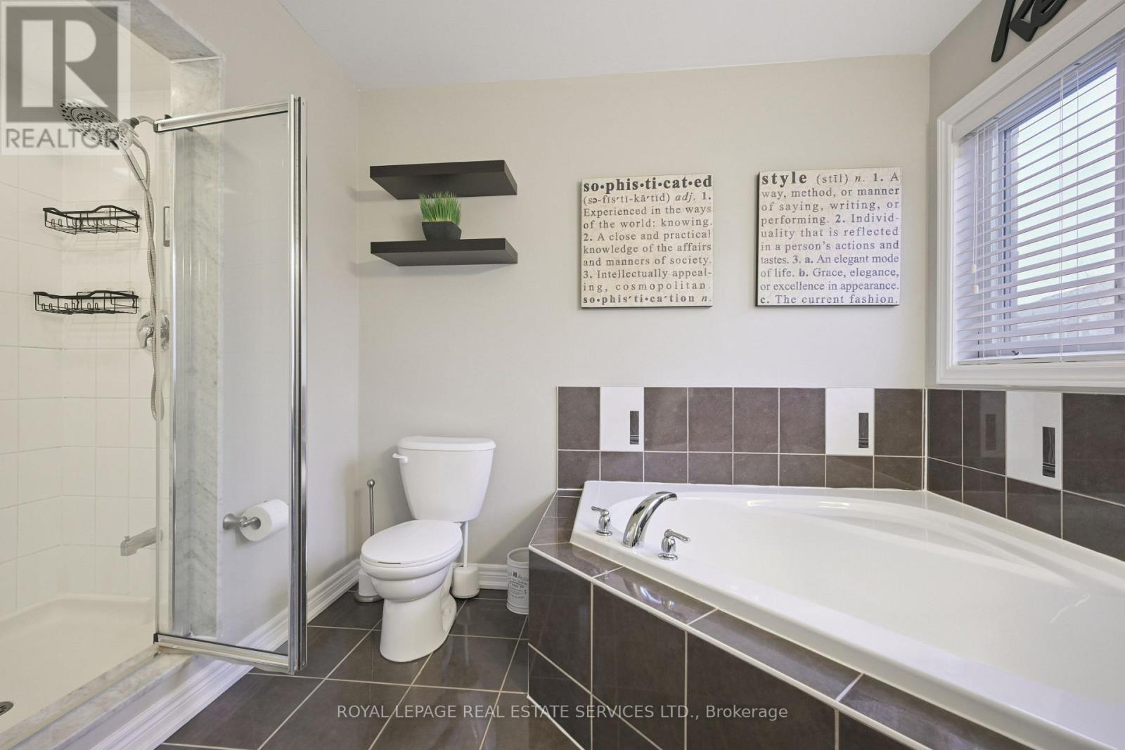 2057 Fiddlers Way, Oakville, Ontario  L6M 0M4 - Photo 25 - W12677374