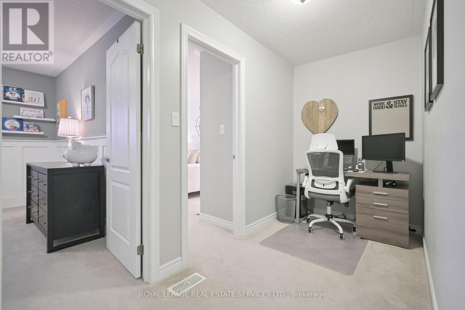 2057 Fiddlers Way, Oakville, Ontario  L6M 0M4 - Photo 26 - W12677374