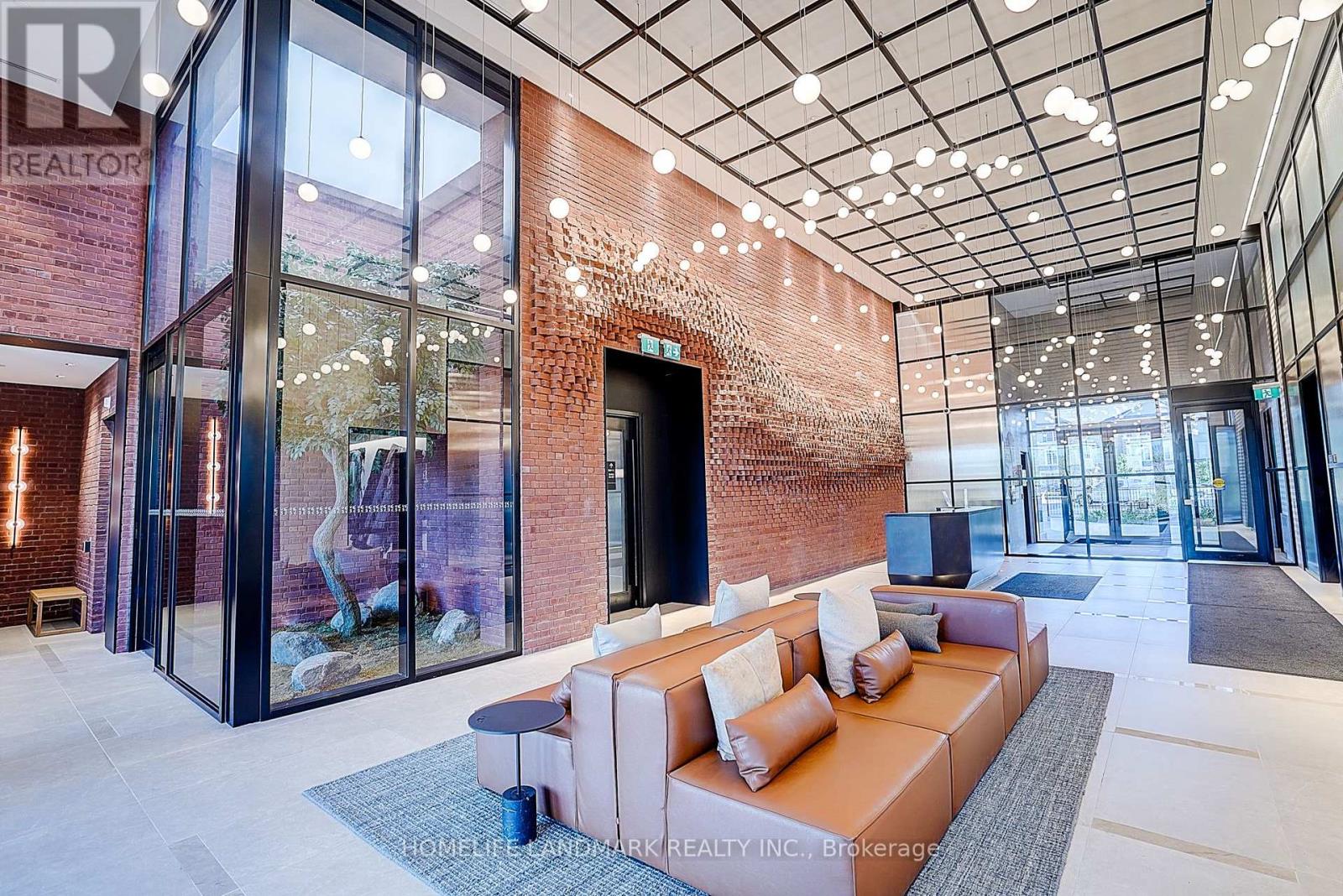 215 - 3200 William Coltson Avenue, Oakville, Ontario  L6H 7W6 - Photo 8 - W12677394