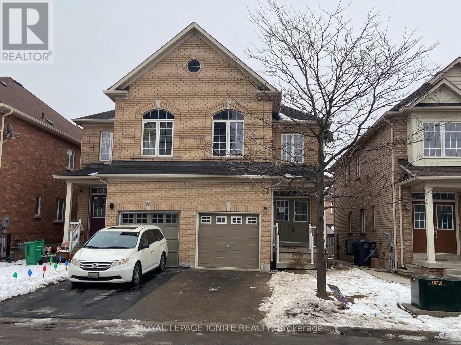 90 Kilrea (Main & 2nd Floor) Way, Brampton, Ontario  L6X 0R3 - Photo 1 - W12674650