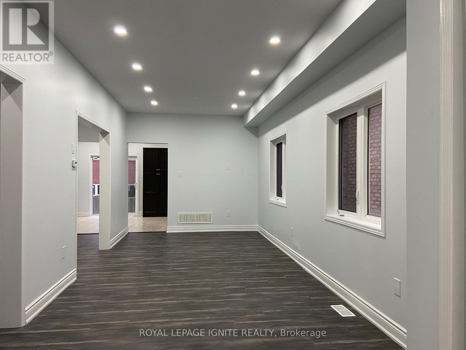 90 Kilrea (Main & 2nd Floor) Way, Brampton, Ontario  L6X 0R3 - Photo 7 - W12674650