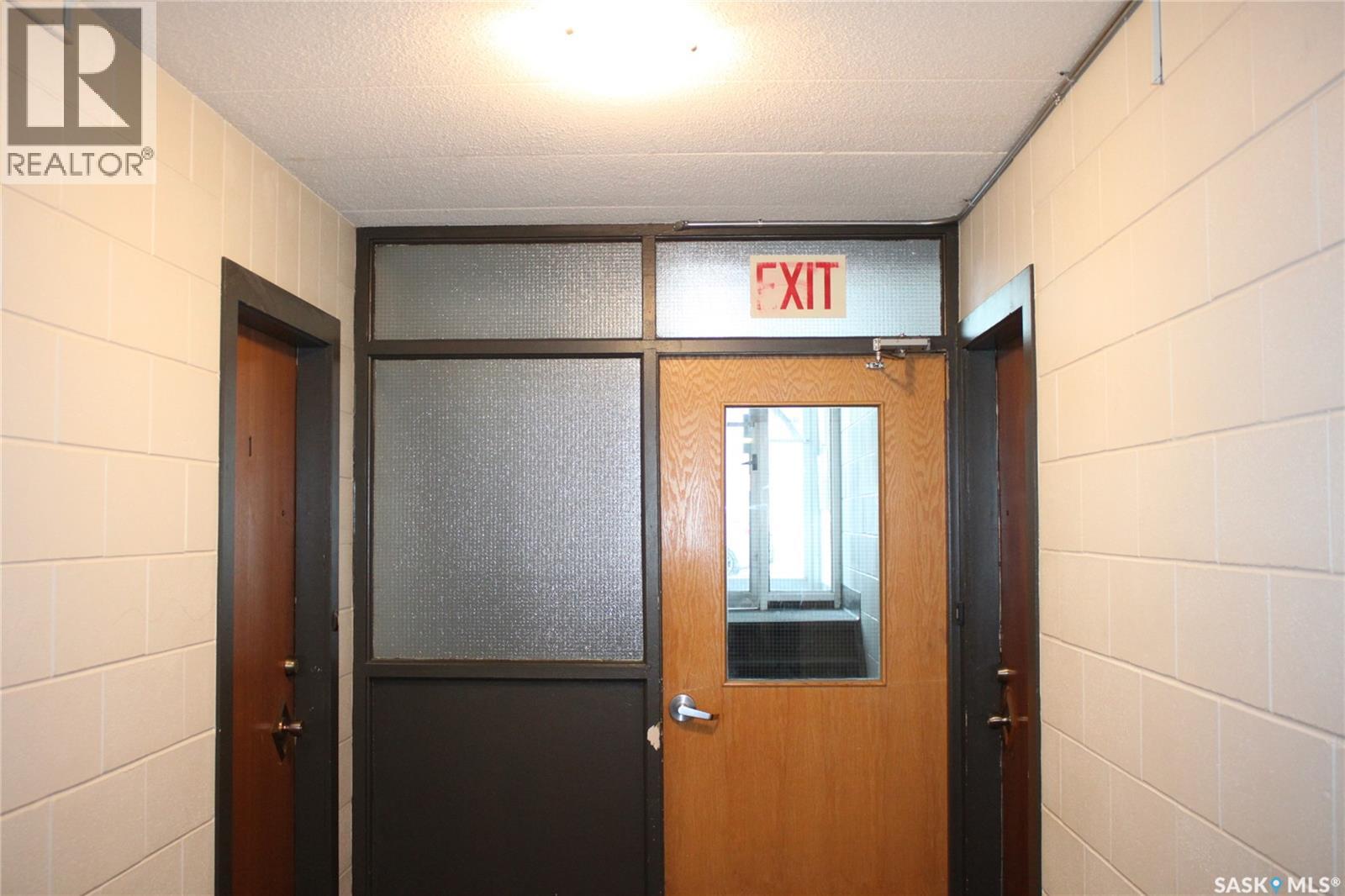 1 2620 5th Avenue N, Regina, Saskatchewan  S4R 5E5 - Photo 3 - SK026356