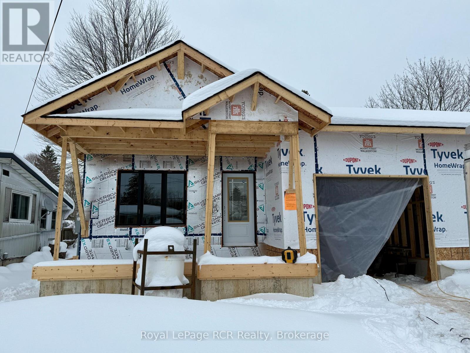 Unit A - 88 Griffith Street, Brockton, Ontario N0G 2V0 - Photo 3 - X12466889