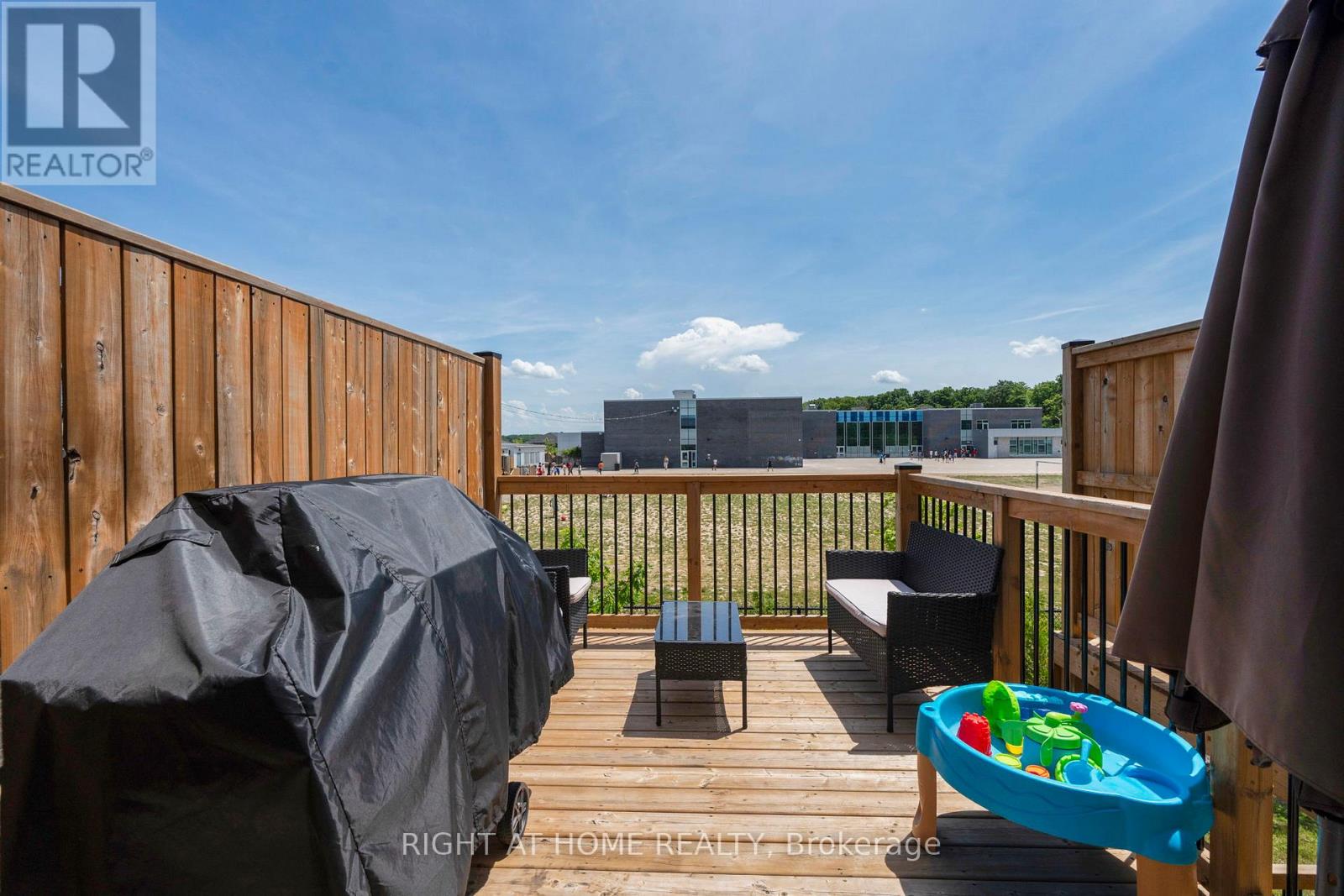 78 Pony Way, Kitchener, Ontario  N2R 0R8 - Photo 19 - X12677236