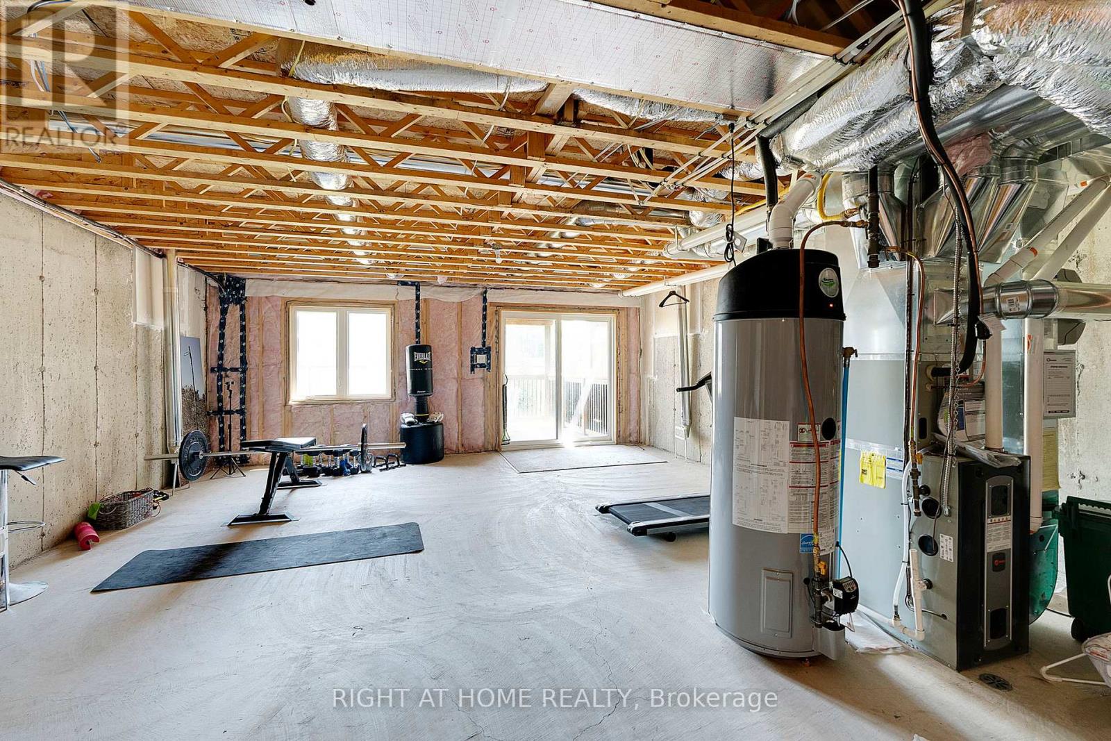 78 Pony Way, Kitchener, Ontario  N2R 0R8 - Photo 20 - X12677236