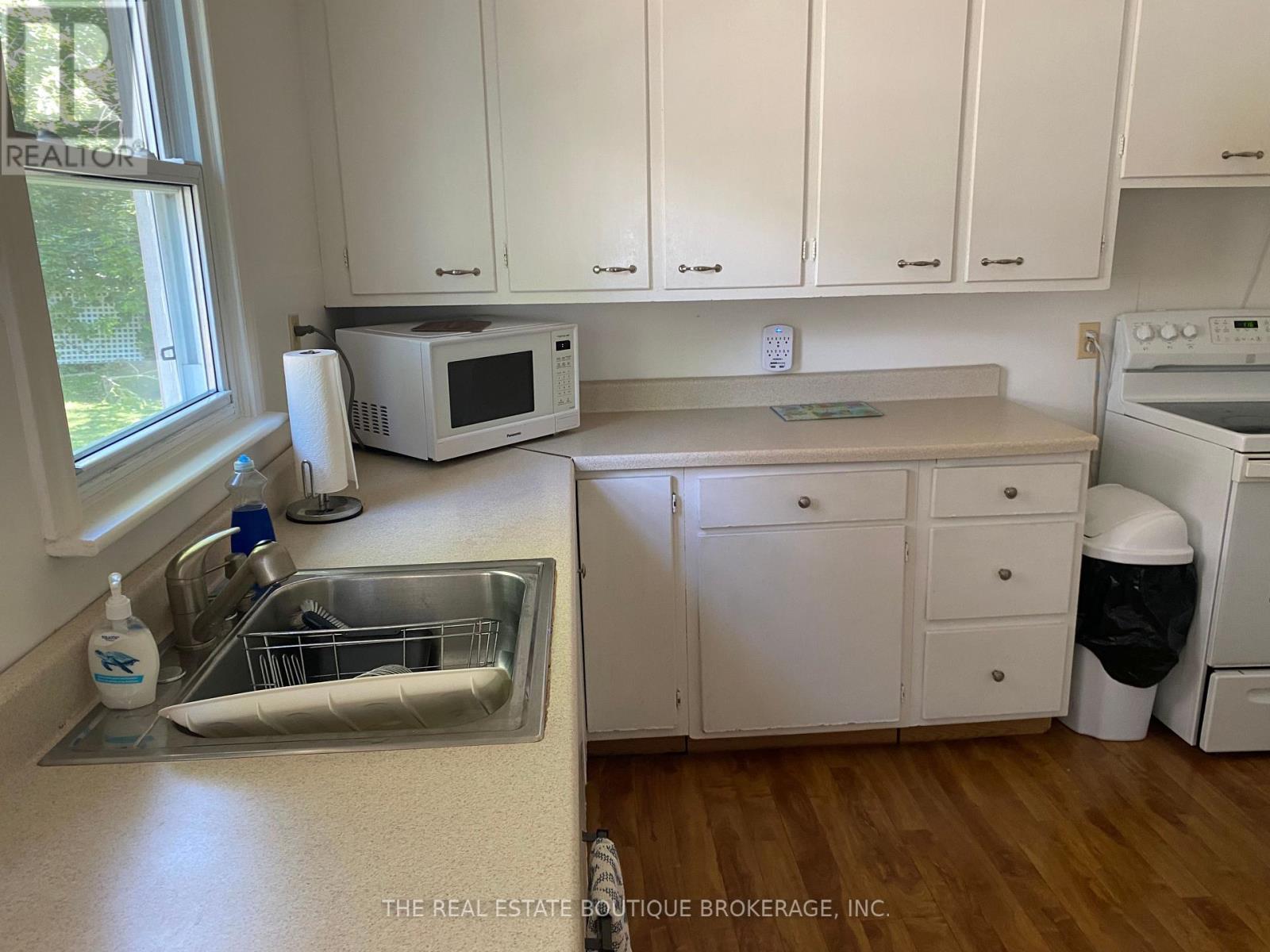 322 Oxford Avenue, Fort Erie, Ontario  L0S 1B0 - Photo 12 - X12677268