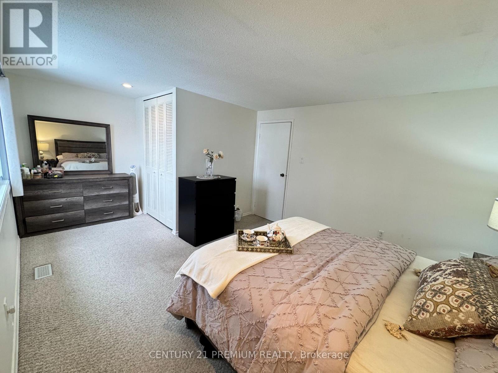 3 - 23 Flint Drive, Kitchener, Ontario  N2E 1S8 - Photo 21 - X12677328