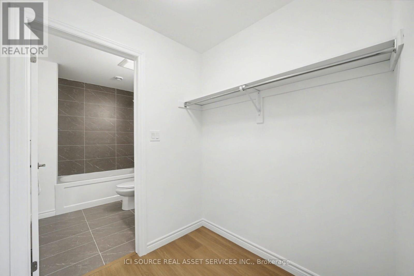 10 - 2 Slessor Boulevard, Grimsby, Ontario  L3M 5J4 - Photo 14 - X12677338