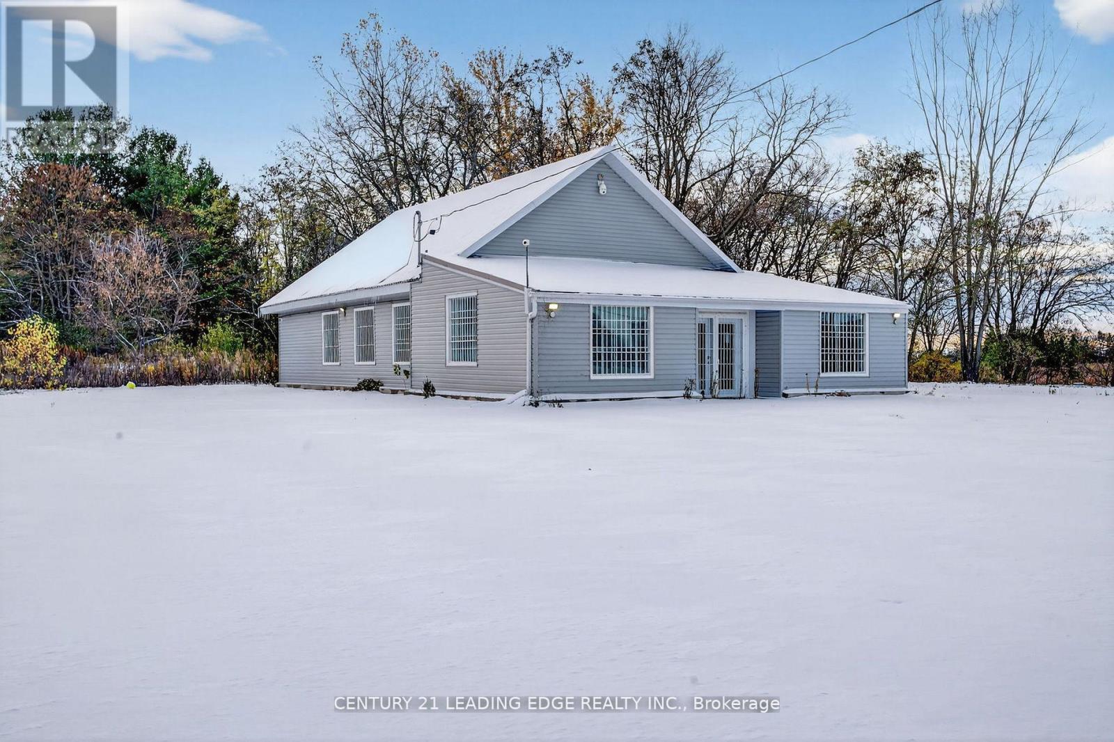 556 Bath Road E, Kingston, Ontario  K7M 2Y3 - Photo 5 - X12677342