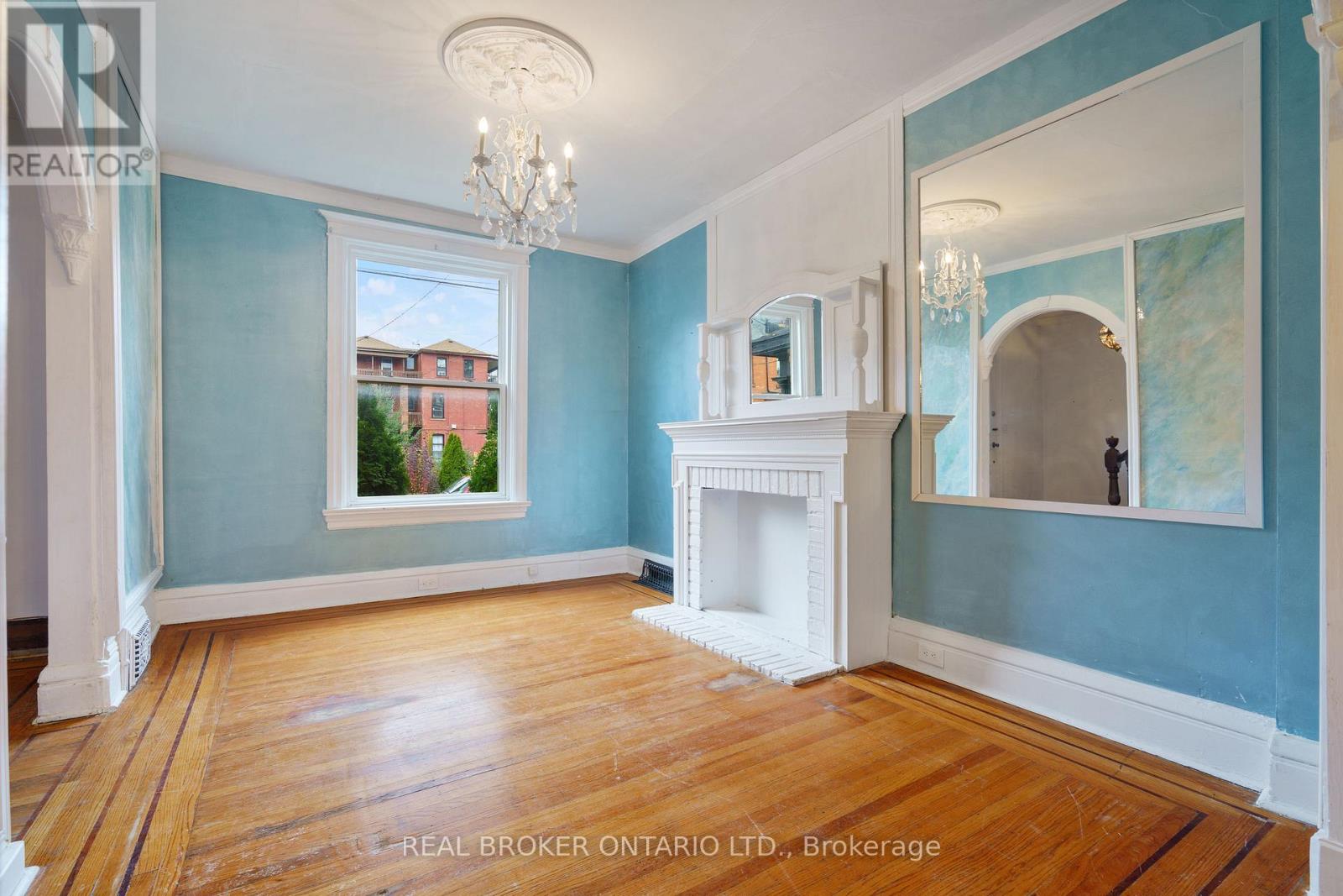 125 Grant Avenue, Hamilton, Ontario  L8N 2X6 - Photo 3 - X12677382