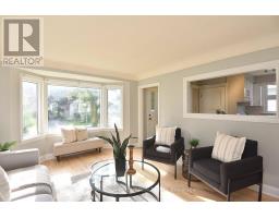 82 EAST 38TH STREET, Hamilton, Ontario