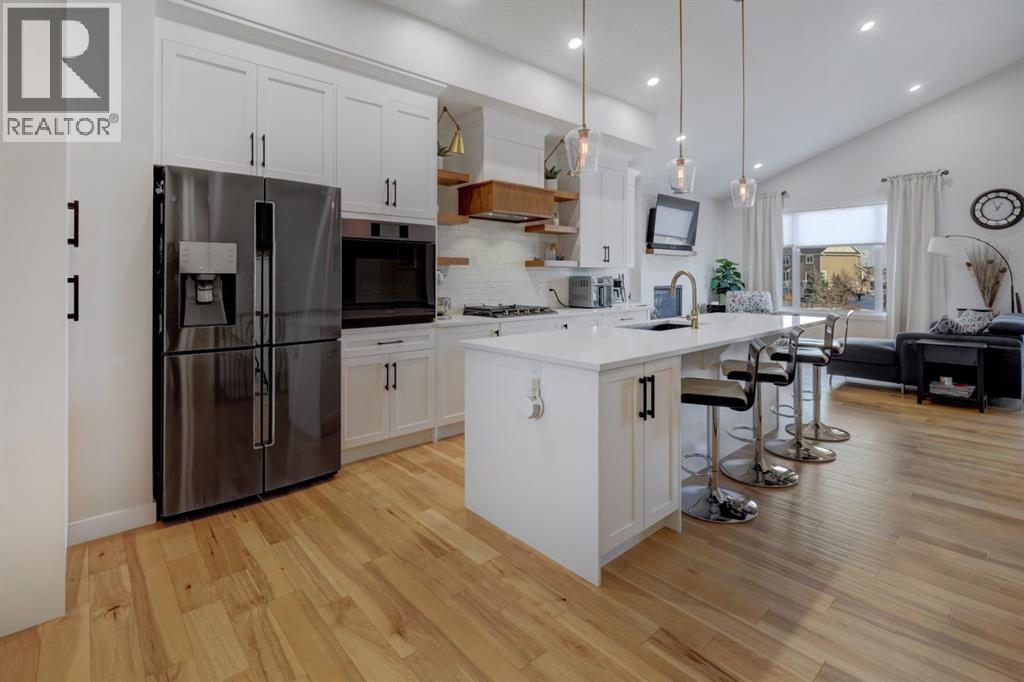 198 Bayview Circle Sw, Airdrie, Alberta  T4B 5A7 - Photo 7 - A2277148