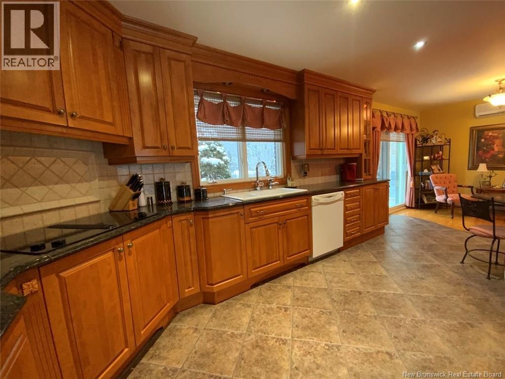 75 Leblond Street, Edmundston, New Brunswick  E3V 4K9 - Photo 5 - NB130030