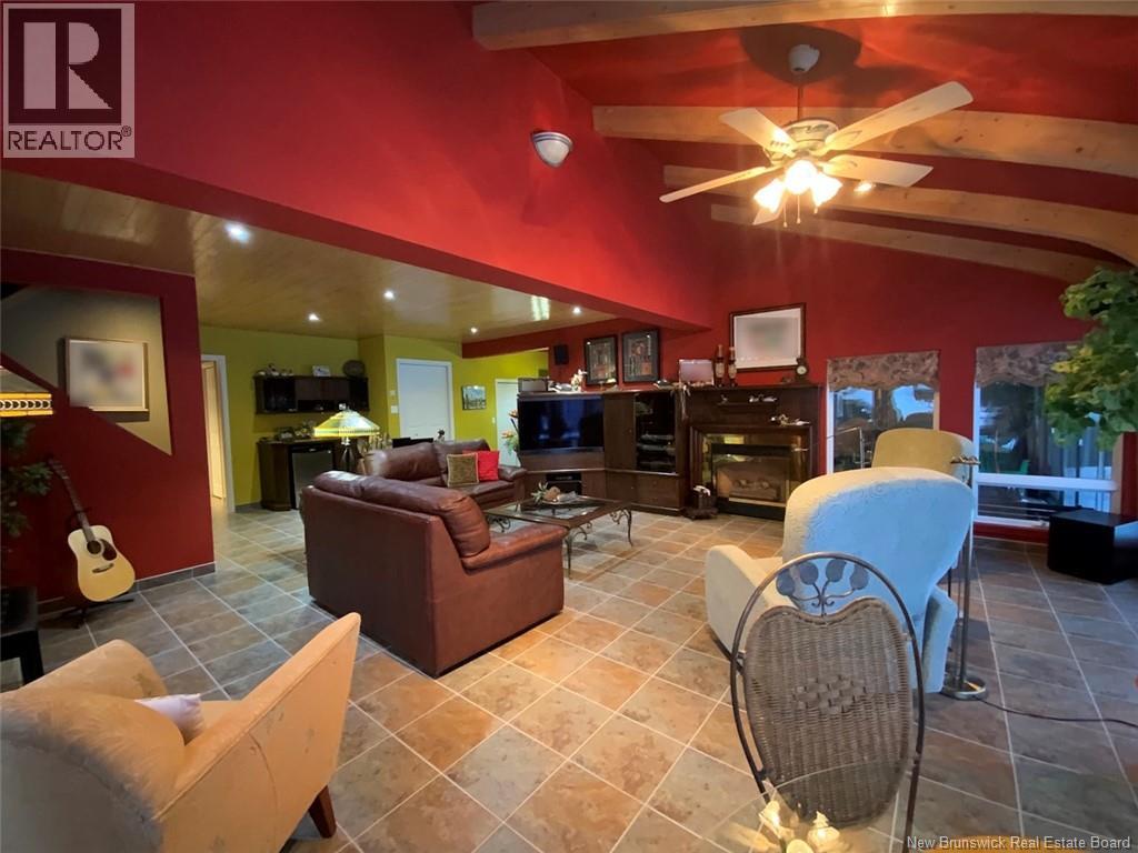 75 Leblond Street, Edmundston, New Brunswick  E3V 4K9 - Photo 7 - NB130030