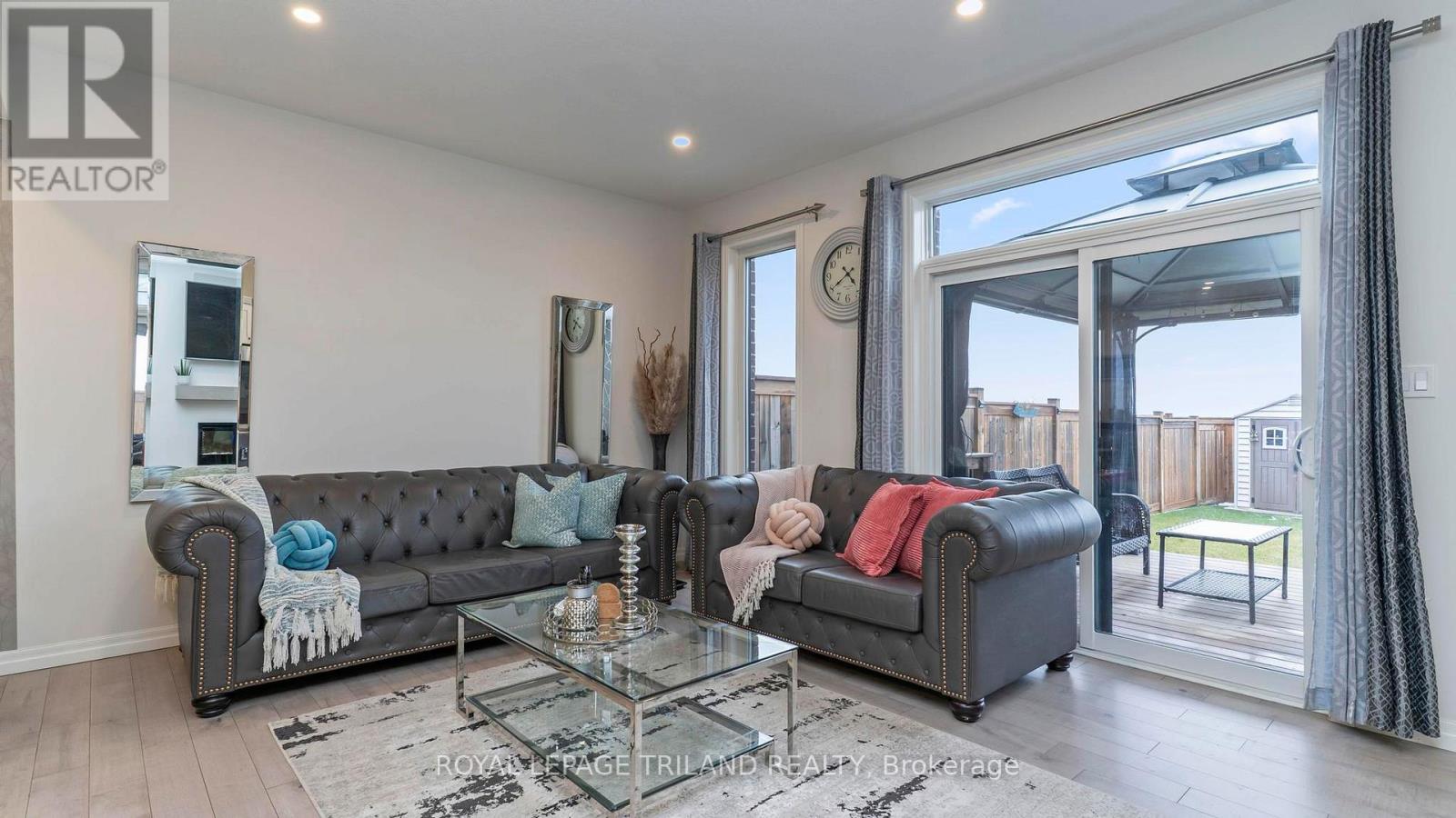 8 Charter Creek Court, St. Thomas, Ontario  N5R 0L2 - Photo 12 - X12677532