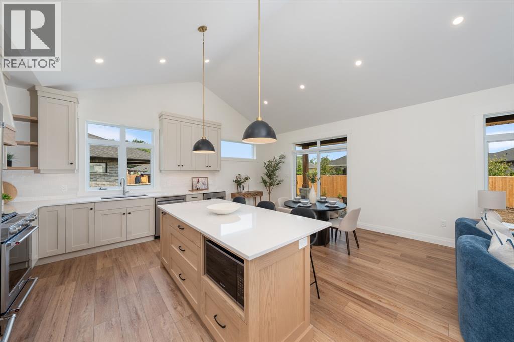 6755 Griffin Drive, Plympton-Wyoming, Ontario  N0N 1E0 - Photo 12 - 25031046