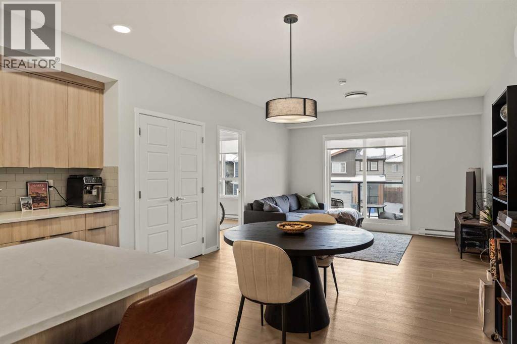 2201, 33 Carringham Gate Nw, Calgary, Alberta  T3P 2H6 - Photo 6 - A2275110