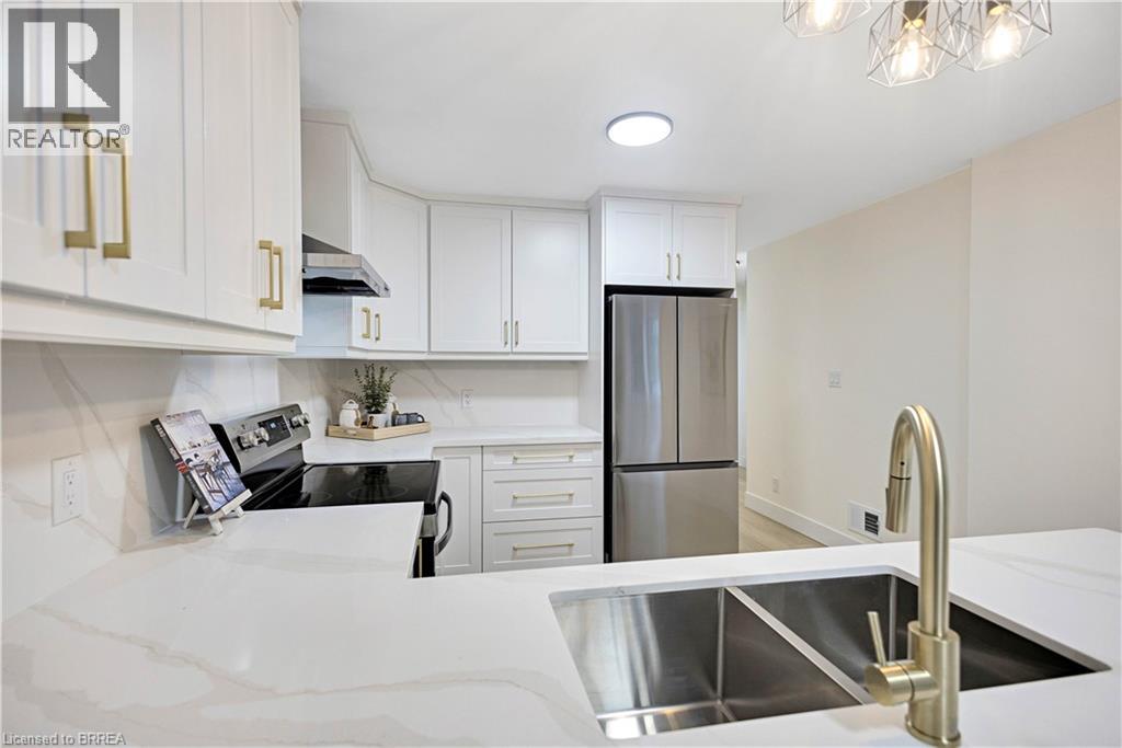 269 East 28th Street, Hamilton, Ontario  L8V 3J2 - Photo 10 - 40797115