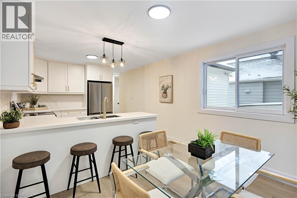 269 East 28th Street, Hamilton, Ontario  L8V 3J2 - Photo 12 - 40797115