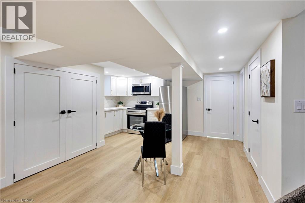 269 East 28th Street, Hamilton, Ontario  L8V 3J2 - Photo 21 - 40797115