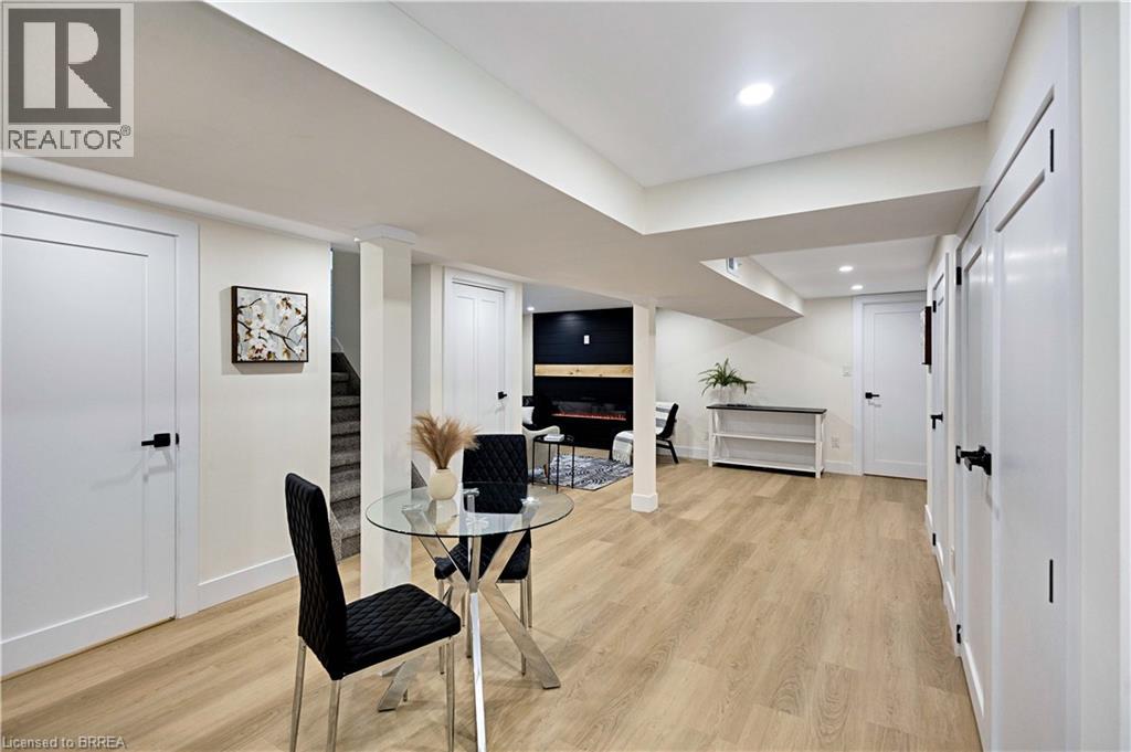 269 East 28th Street, Hamilton, Ontario  L8V 3J2 - Photo 24 - 40797115