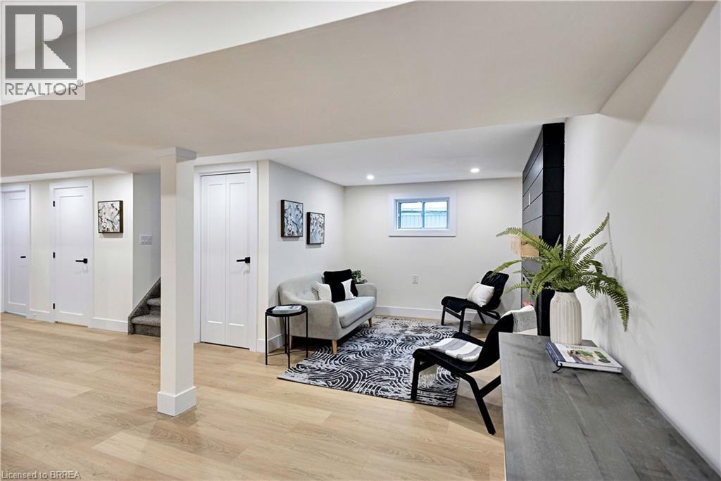 269 East 28th Street, Hamilton, Ontario  L8V 3J2 - Photo 26 - 40797115