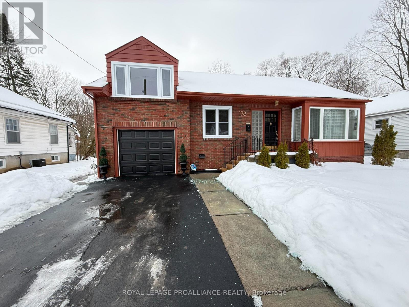 178 BURNHAM STREET, Belleville, Ontario