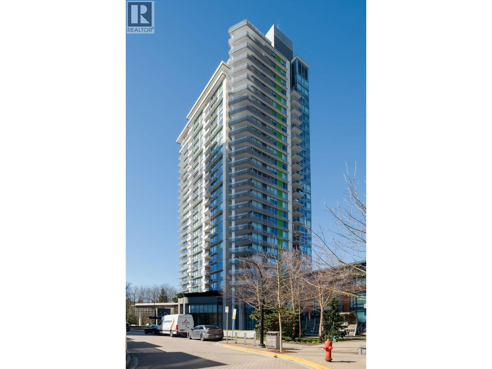 707 680 Seylynn Crescent, North Vancouver, British Columbia  V7J 0B5 - Photo 2 - R3077438