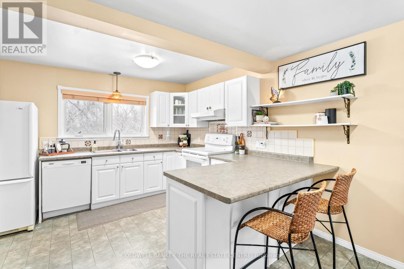 829 Memorial Avenue, Orillia, Ontario  L3V 0T7 - Photo 7 - S12629192