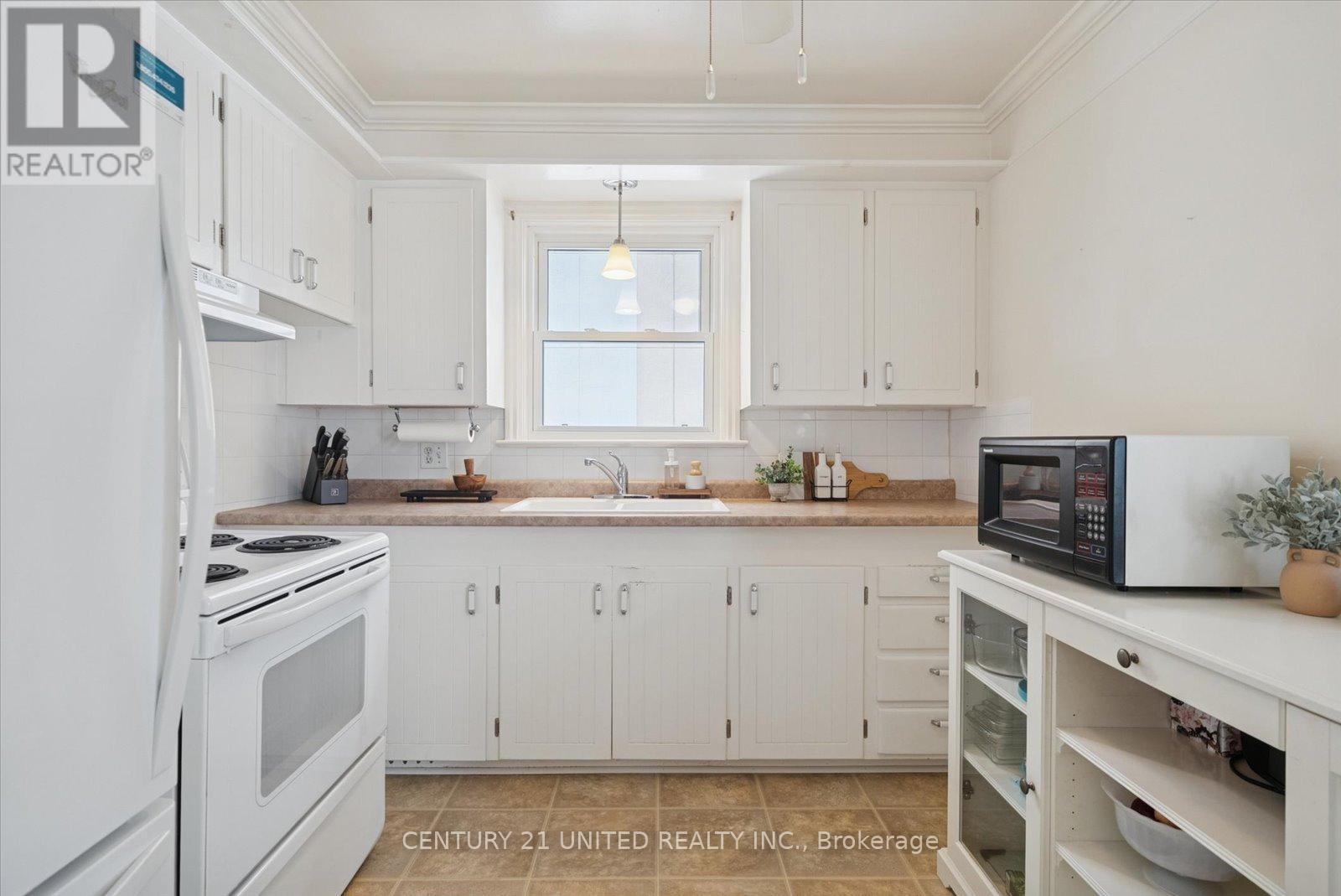 420 Mckellar Street, Peterborough, Ontario  K9J 7C1 - Photo 12 - X12677476