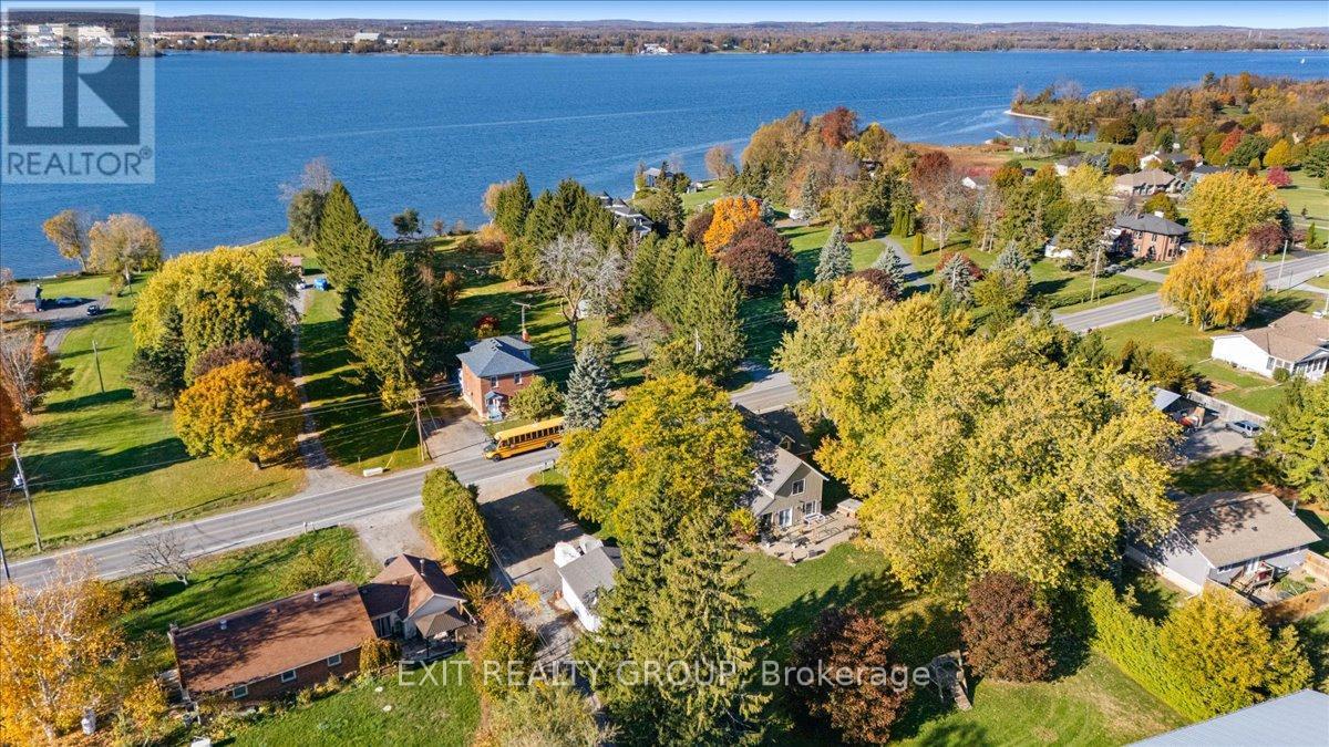 2421 County Rd 3, Prince Edward County, Ontario  K0K 1L0 - Photo 8 - X12677596