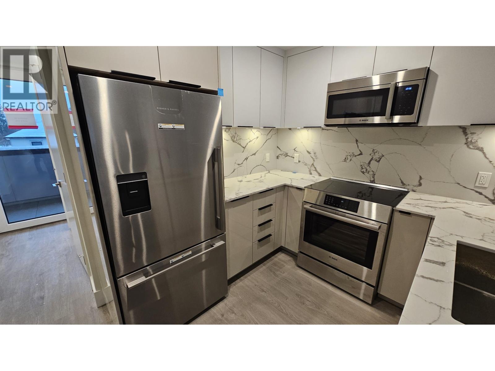 316 2250 E 1ST AVENUE, Vancouver, British Columbia