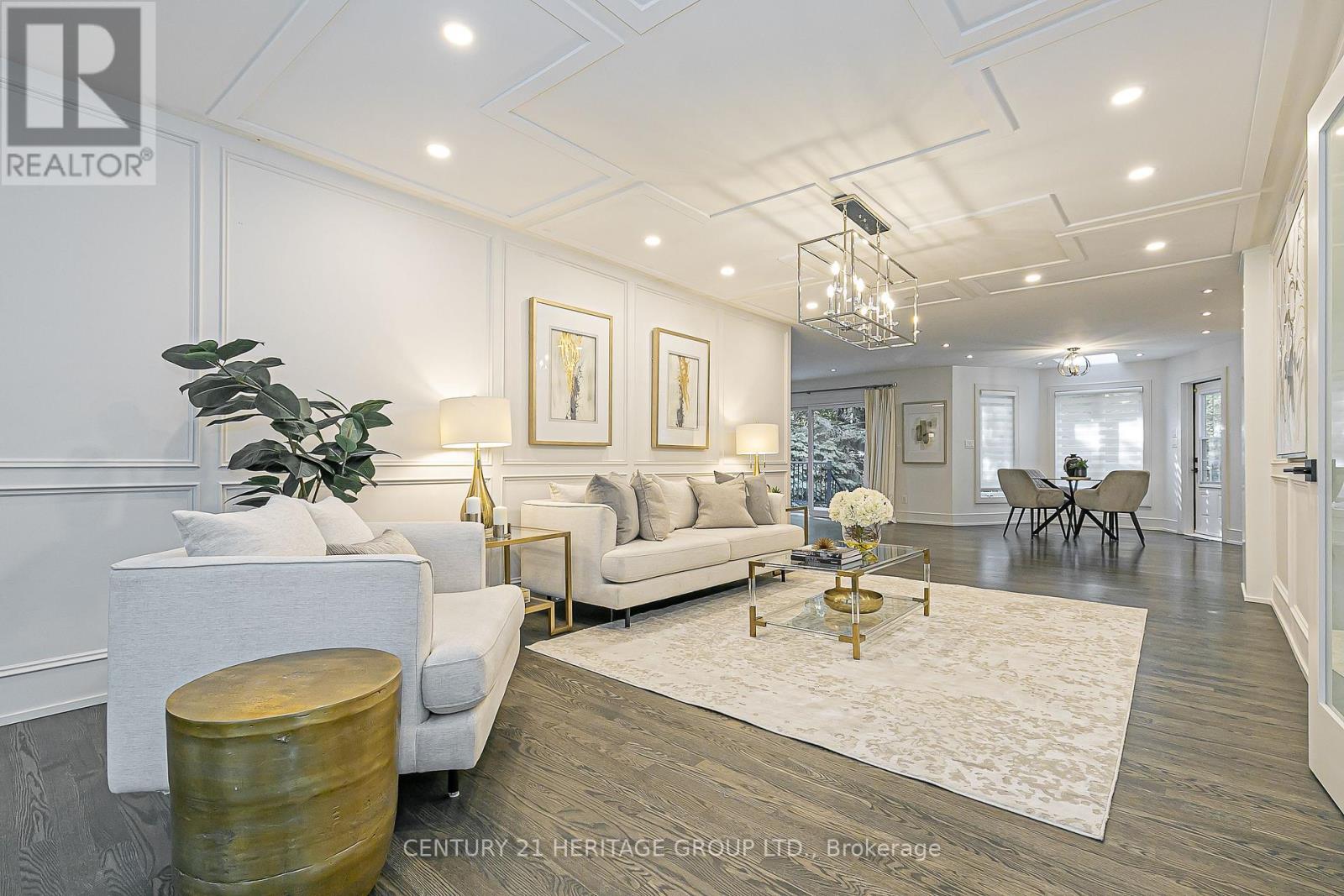 46 Pineneedle Drive, Aurora, Ontario  L4G 4Y6 - Photo 8 - N12456450