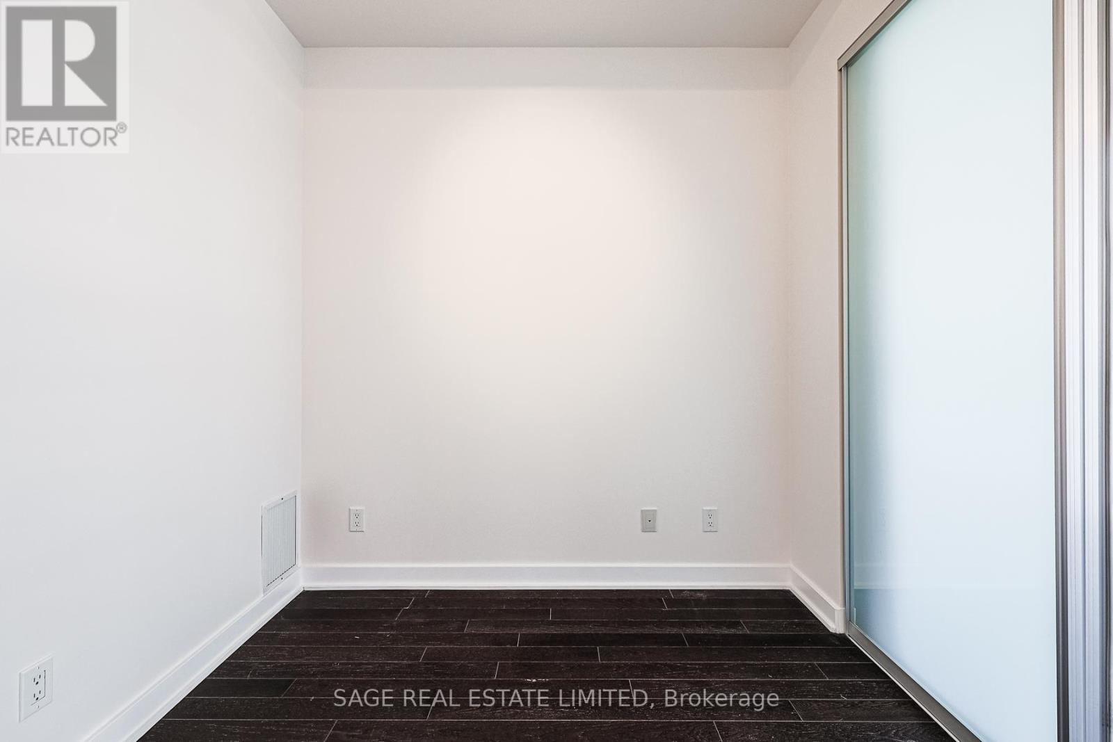 410 - 60 Bathurst Street, Toronto, Ontario  M5V 2P4 - Photo 13 - C12677550