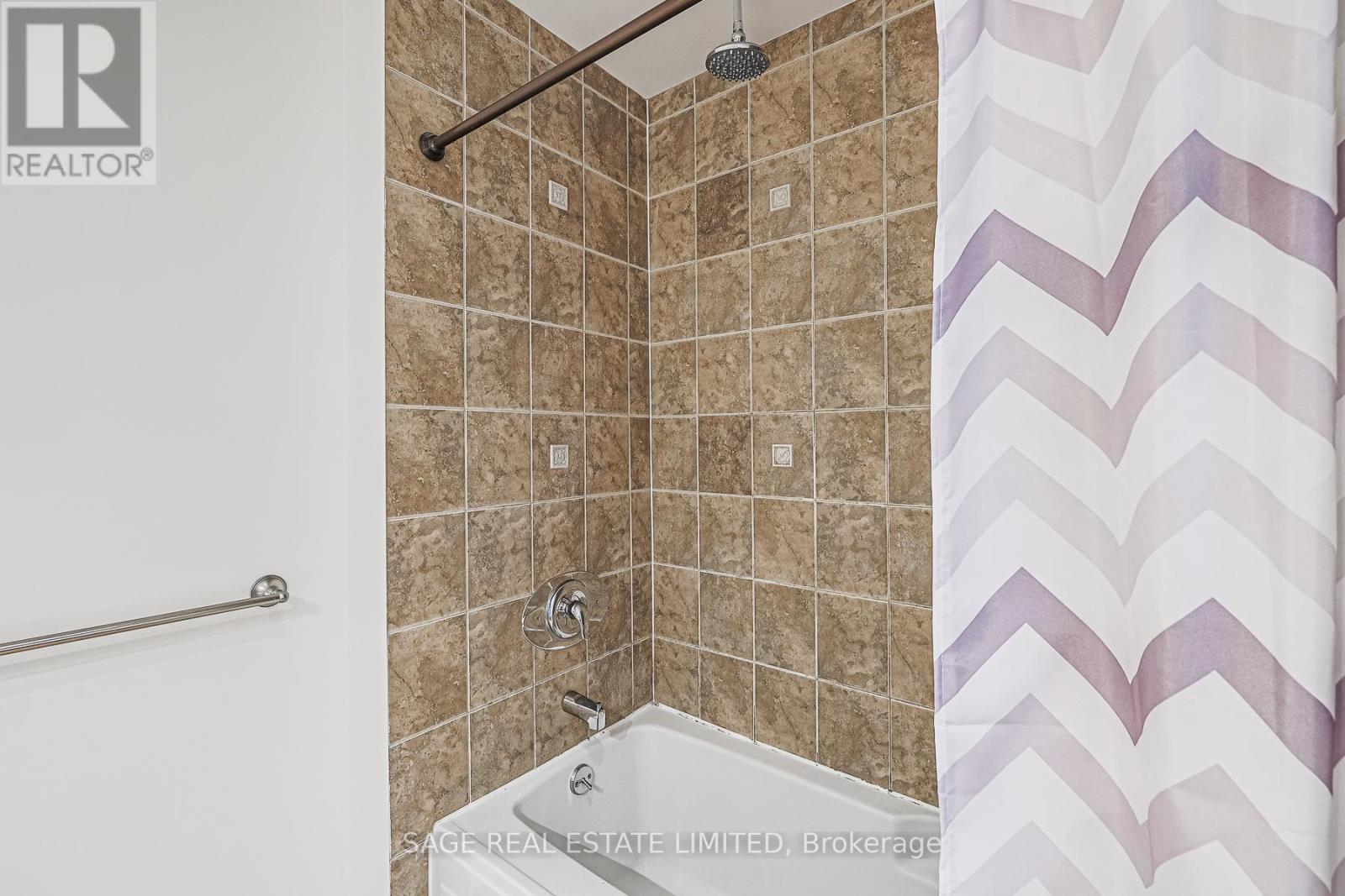 410 - 60 Bathurst Street, Toronto, Ontario  M5V 2P4 - Photo 15 - C12677550