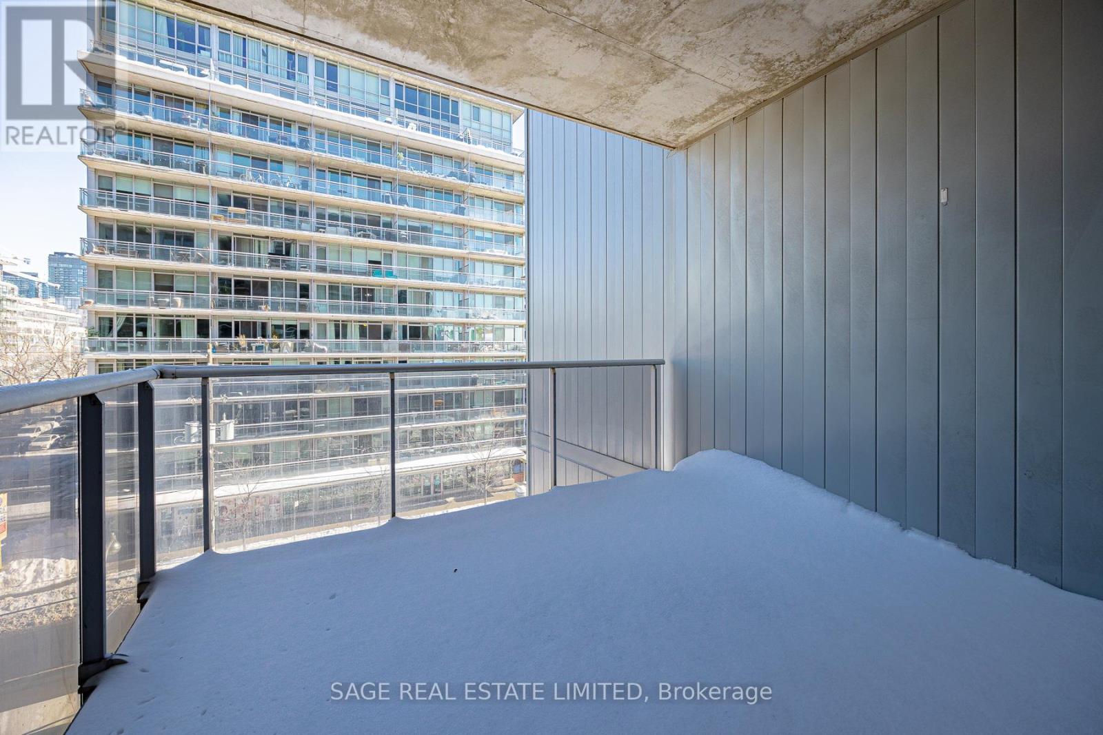 410 - 60 Bathurst Street, Toronto, Ontario  M5V 2P4 - Photo 18 - C12677550