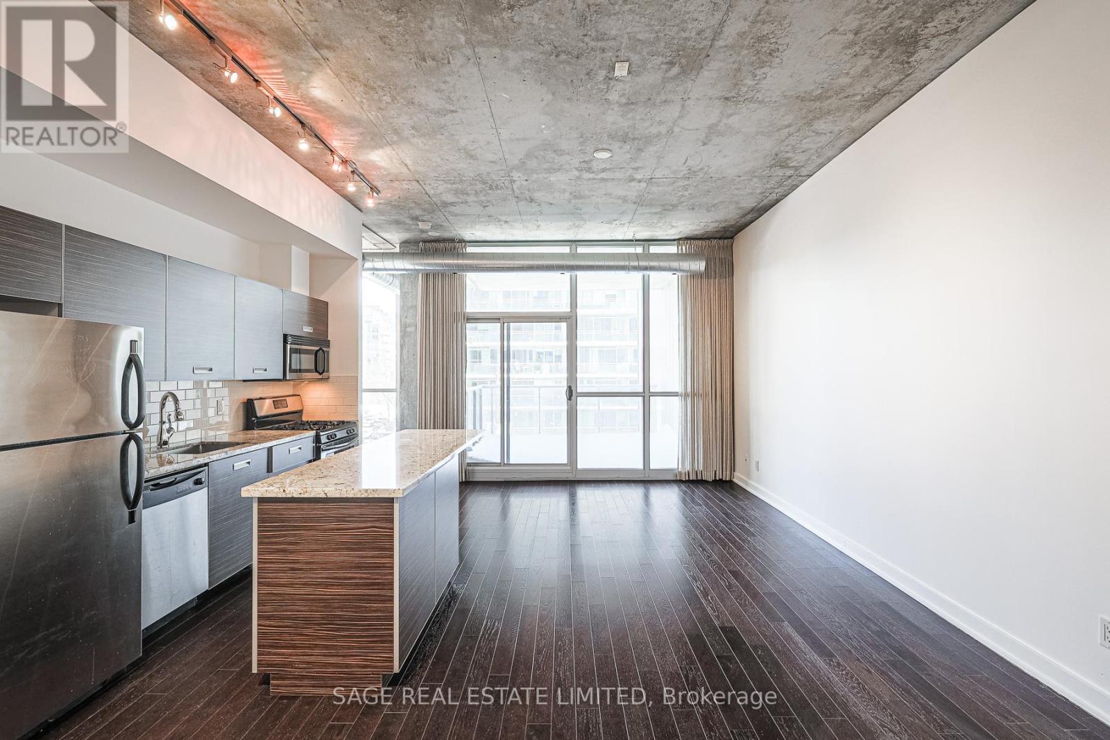 410 - 60 Bathurst Street, Toronto, Ontario  M5V 2P4 - Photo 4 - C12677550