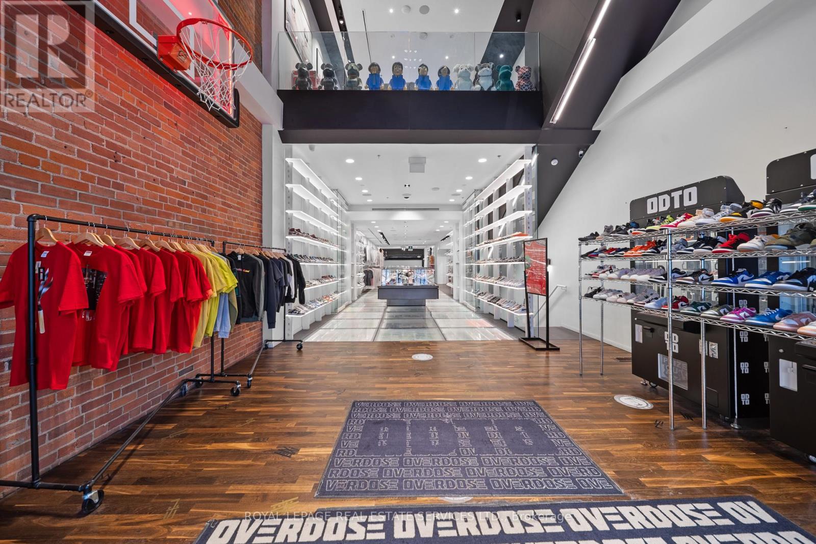 273 Queen Street W, Toronto, Ontario  M5V 1Z9 - Photo 3 - C12677558